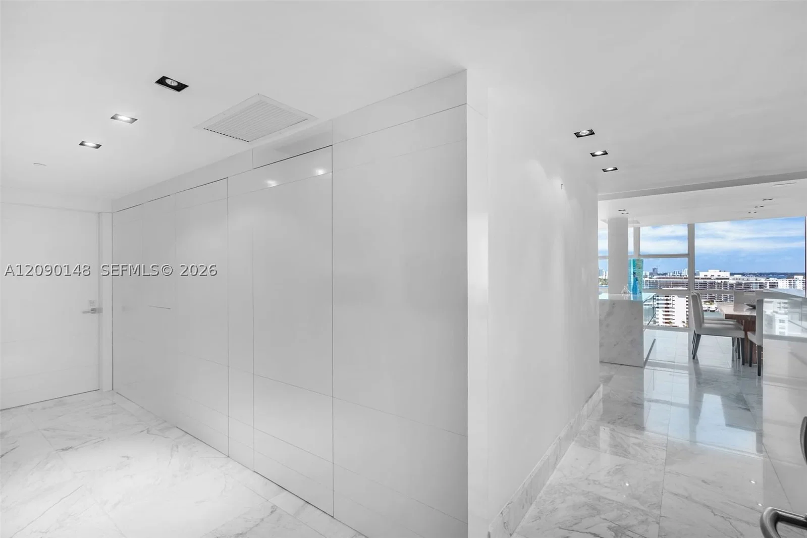 3-bedroom Condo — 6801 Collins Ave #LPH12 (Door LPH01), Miami Beach, FL 33141