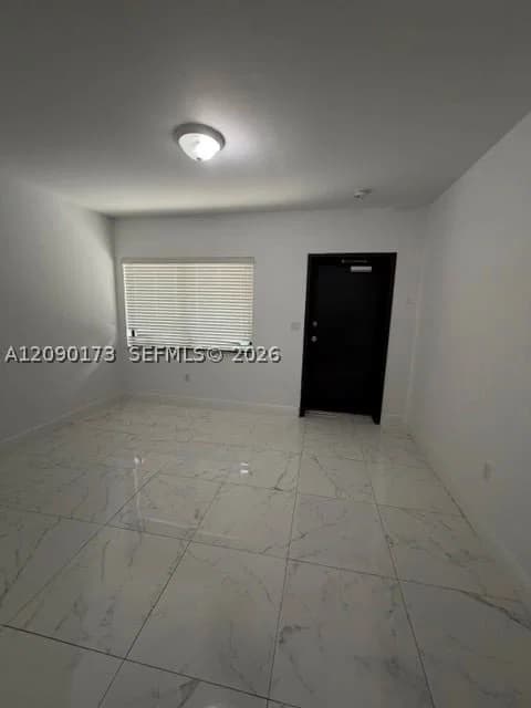 1+1 Daire — 625 5th Ave #8, Miami, FL 33130
