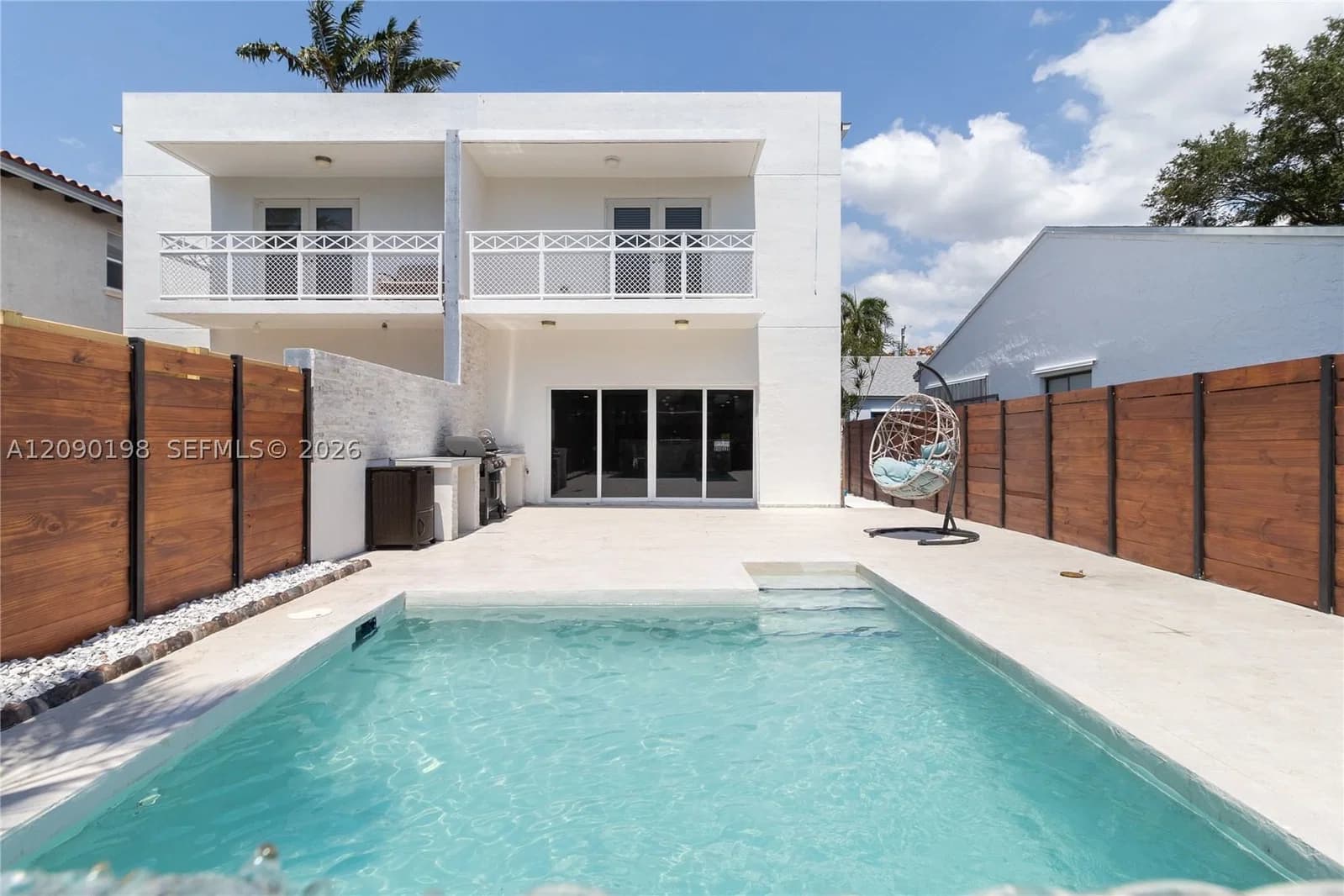 3-bedroom Townhouse — 3167 Indiana St #3167, Miami, FL 33133