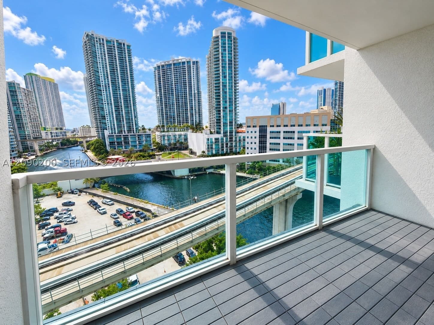 1-bedroom Condo — 31 5 ST #1203, Miami, FL 33131