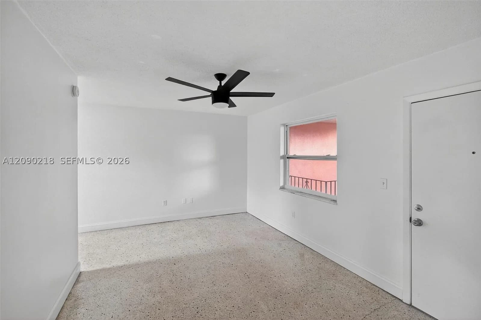 1-bedroom Apartment — 458 9th St #2, Miami, FL 33130