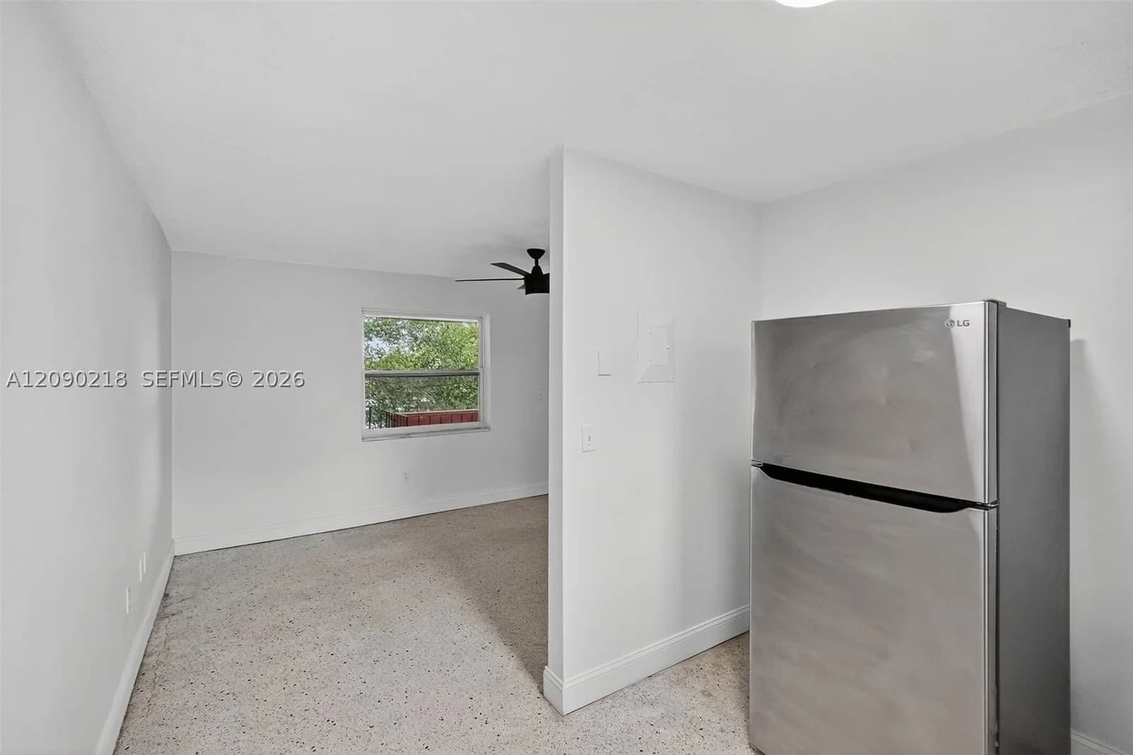 1-bedroom Apartment — 458 9th St #2, Miami, FL 33130