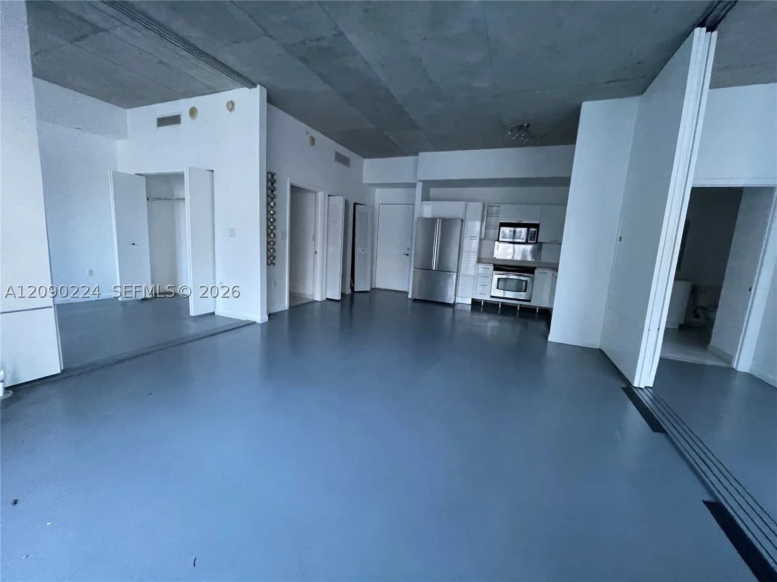 2-bedroom Condo — 133 2nd Ave #1406, Miami, FL 33132
