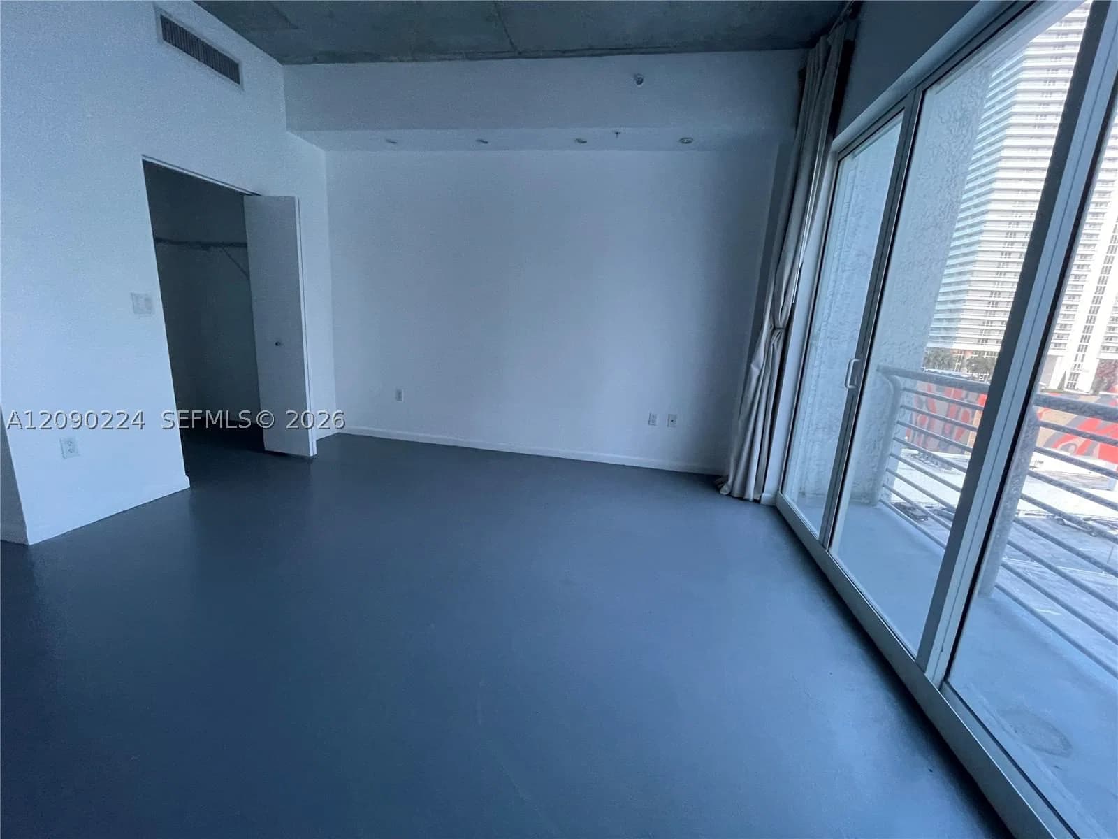 2-bedroom Condo — 133 2nd Ave #1406, Miami, FL 33132