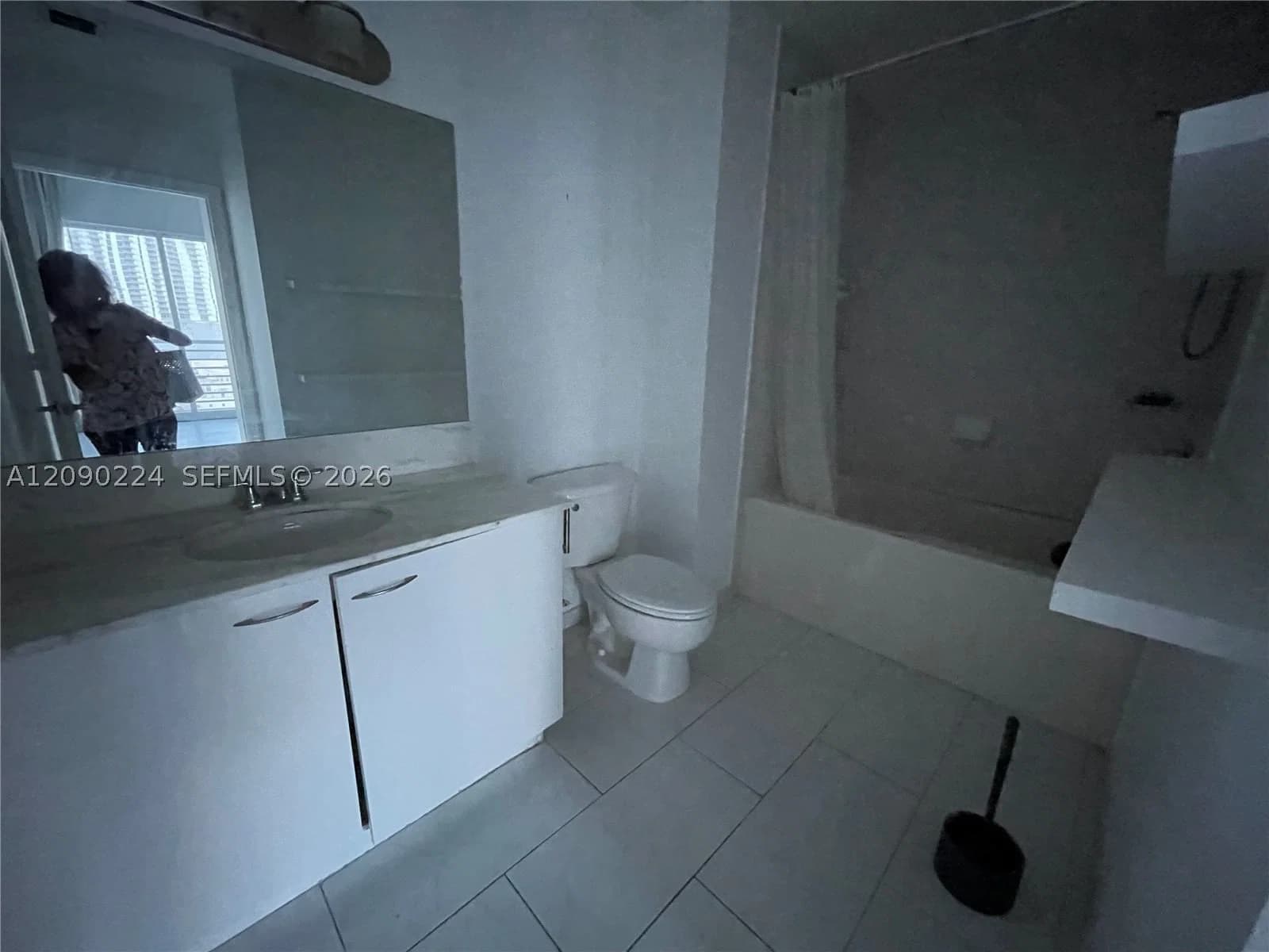 2-bedroom Condo — 133 2nd Ave #1406, Miami, FL 33132