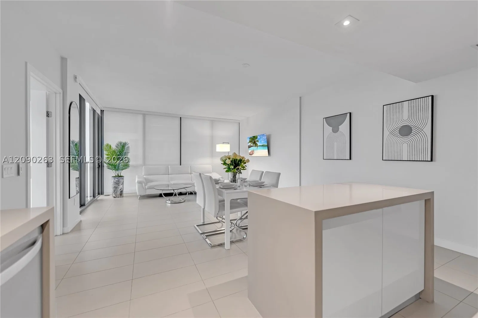 2+1 Condo — 1600 1st Ave #2916, Miami, FL 33132