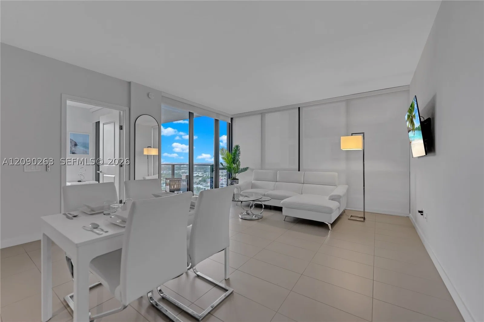 2+1 Condo — 1600 1st Ave #2916, Miami, FL 33132