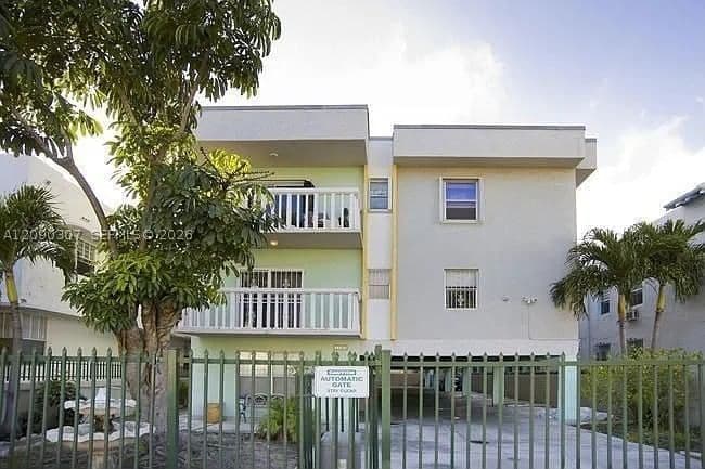 1-bedroom Condo — 1530 Pennsylvania Ave #202, Miami Beach, FL 33139