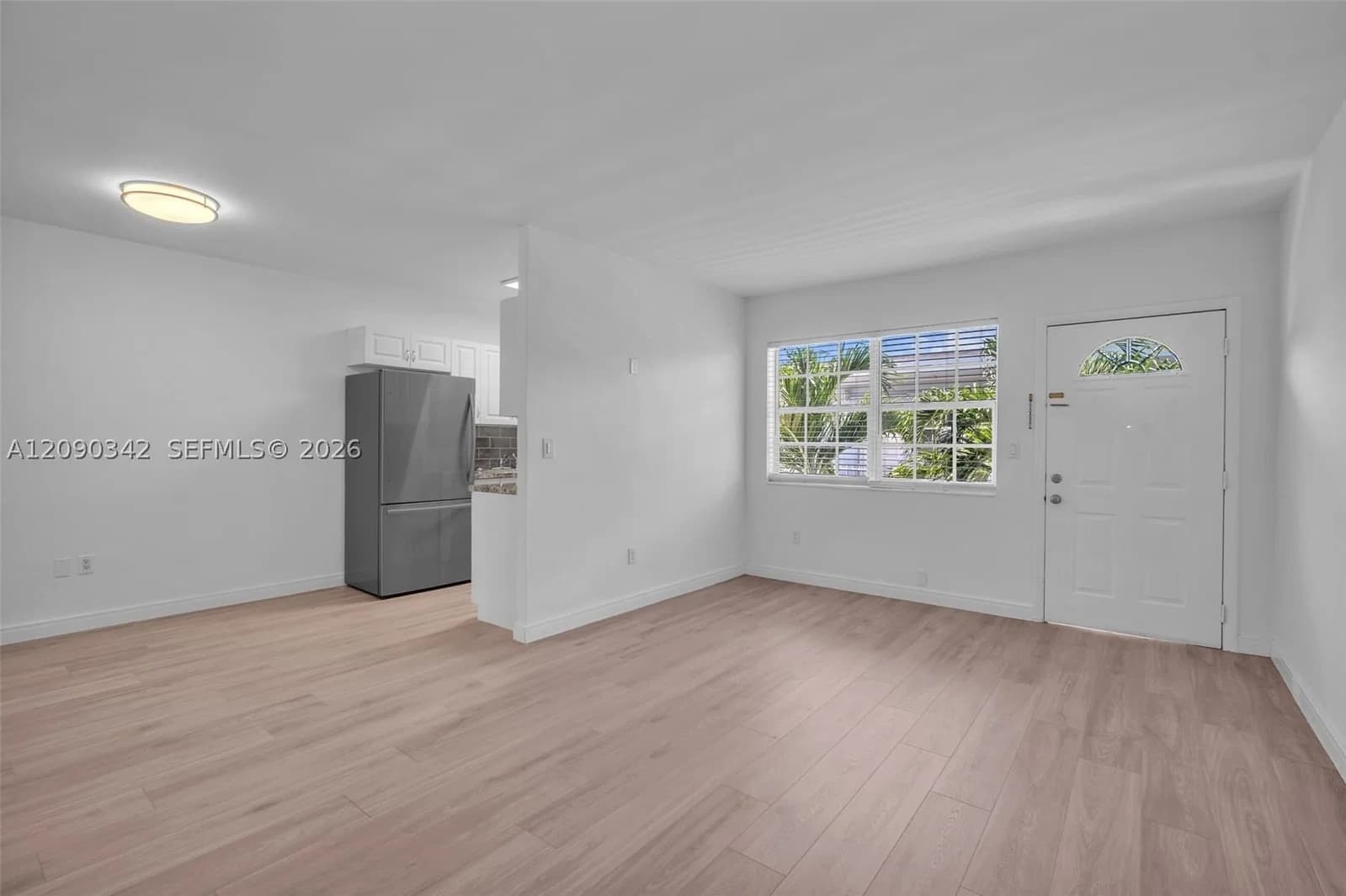 1+1 Condo — 8010 Tatum Waterway Dr #5, Miami Beach, FL 33141