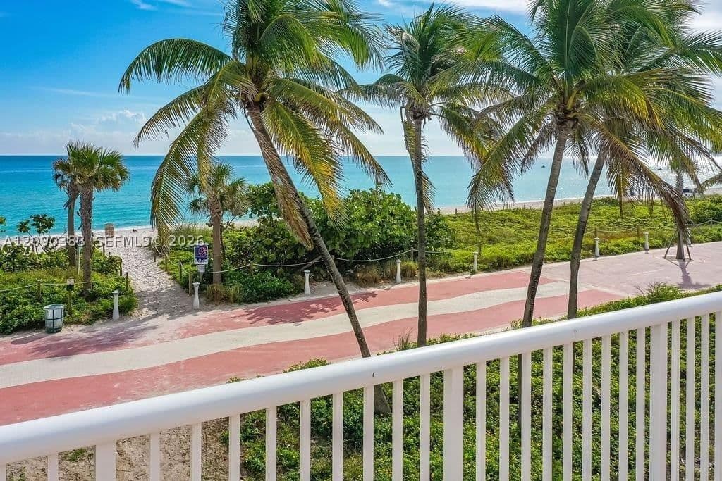 2-bedroom Condo — 5401 Collins Ave #231, Miami Beach, FL 33140