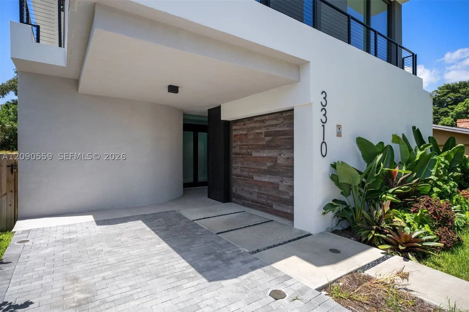 4-bedroom Single-Family Home — 3310 Elizabeth Street, Coconut Grove, FL 33133