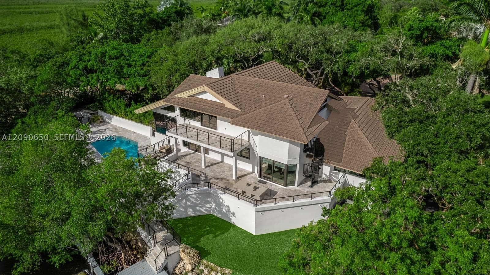 5-bedroom Single-Family Home — 11095 Marin St, Coral Gables, FL 33156