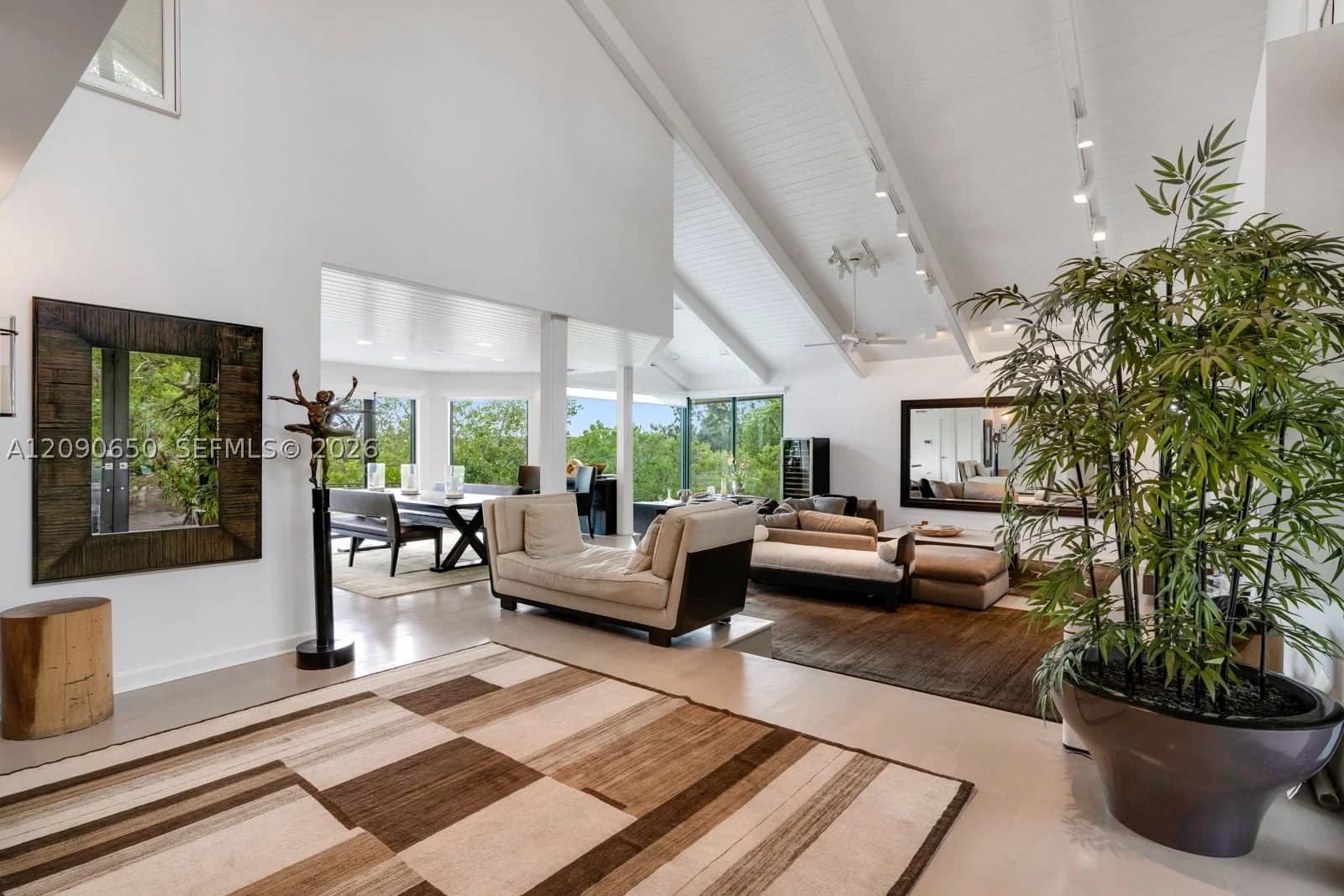 5-bedroom Single-Family Home — 11095 Marin St, Coral Gables, FL 33156
