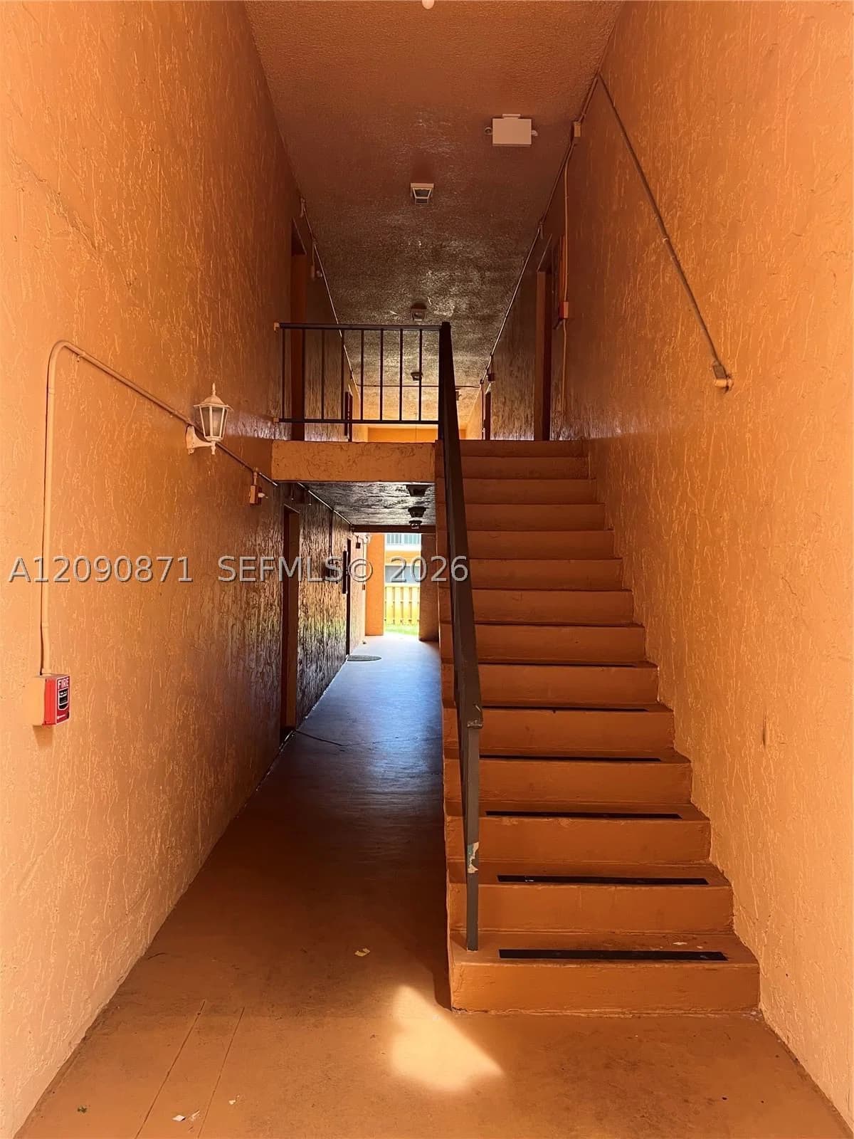 2-bedroom Condo — 7200 Fairway Dr #H5, Miami Lakes, FL 33014