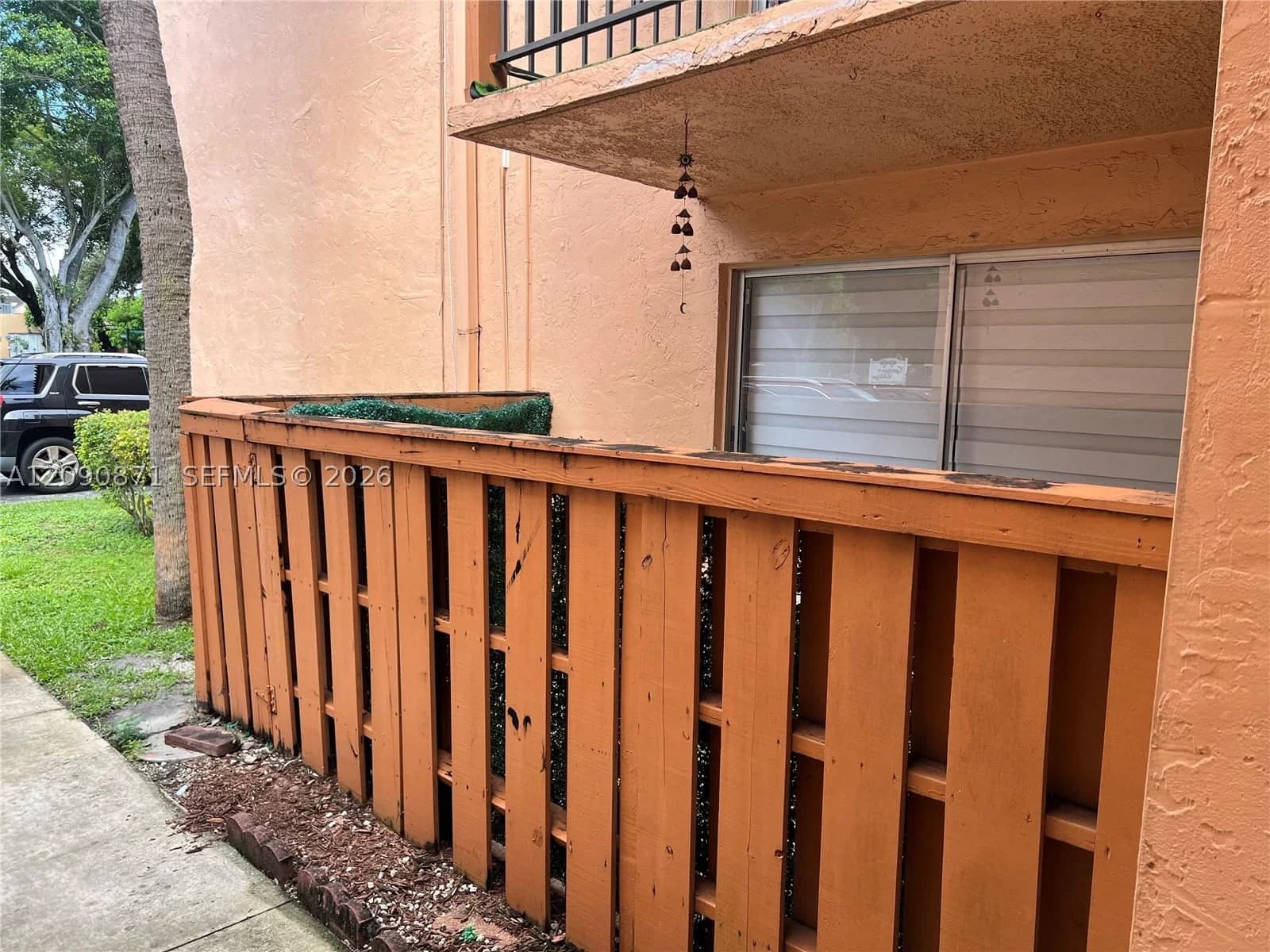 2-bedroom Condo — 7200 Fairway Dr #H5, Miami Lakes, FL 33014