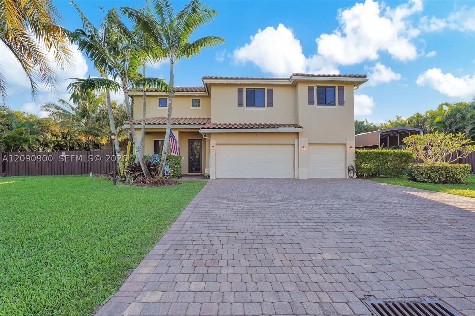 6+1 Müstakil ev — 2150 16th Pl, Homestead, FL 33030
