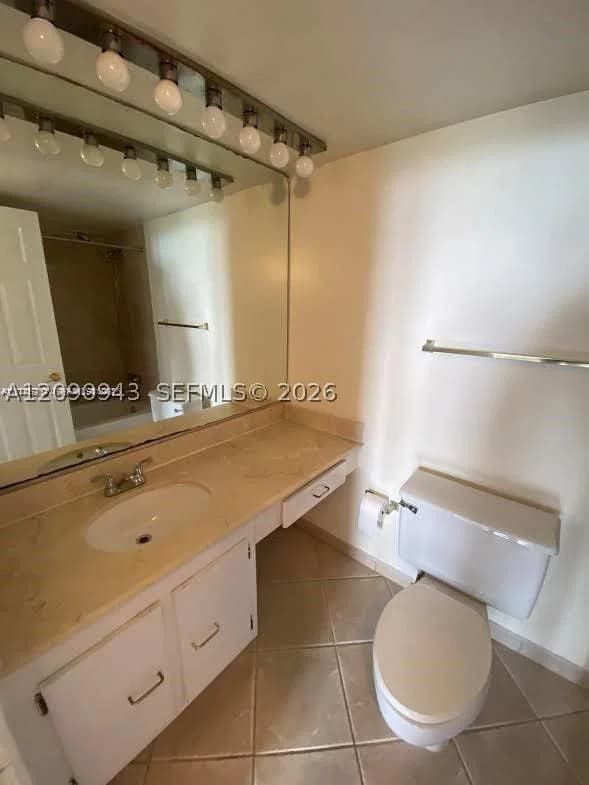 1+1 Condo — 6770 Indian Creek Dr #14K, Miami Beach, FL 33141