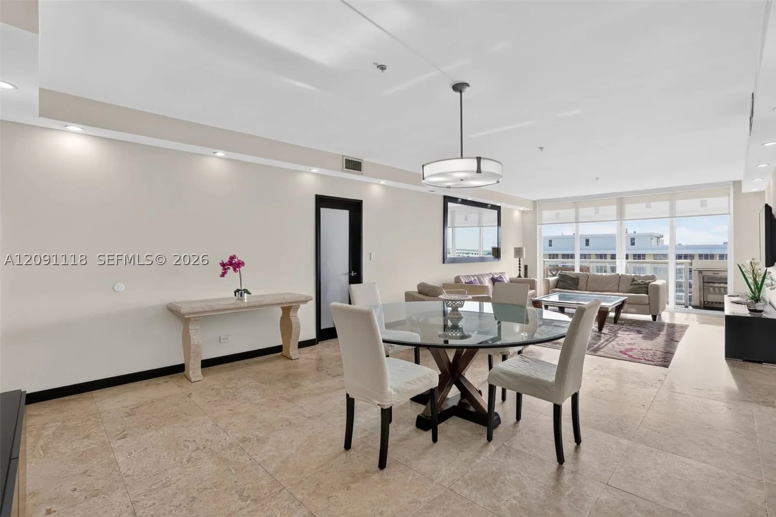 2+1 Condo — 5601 Collins ave #1716, Miami Beach, FL 33140