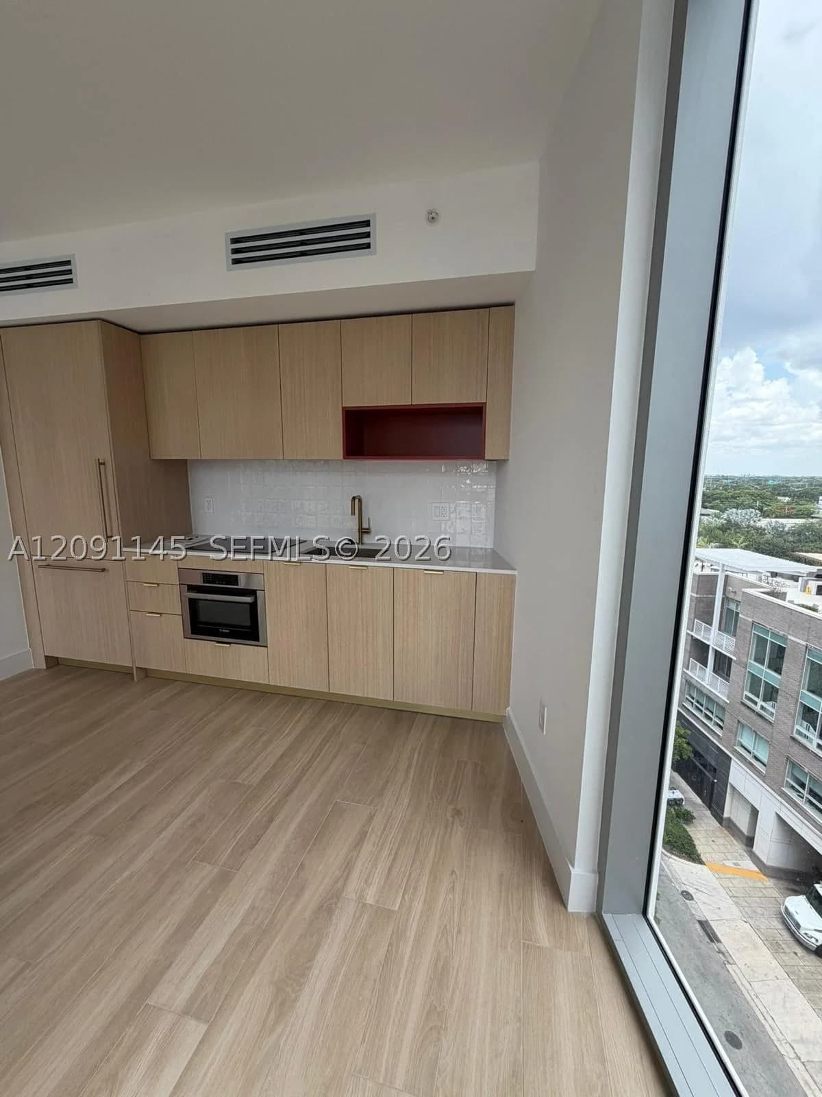 1-bedroom Condo — 90 32nd Street #812, Miami, FL 33127