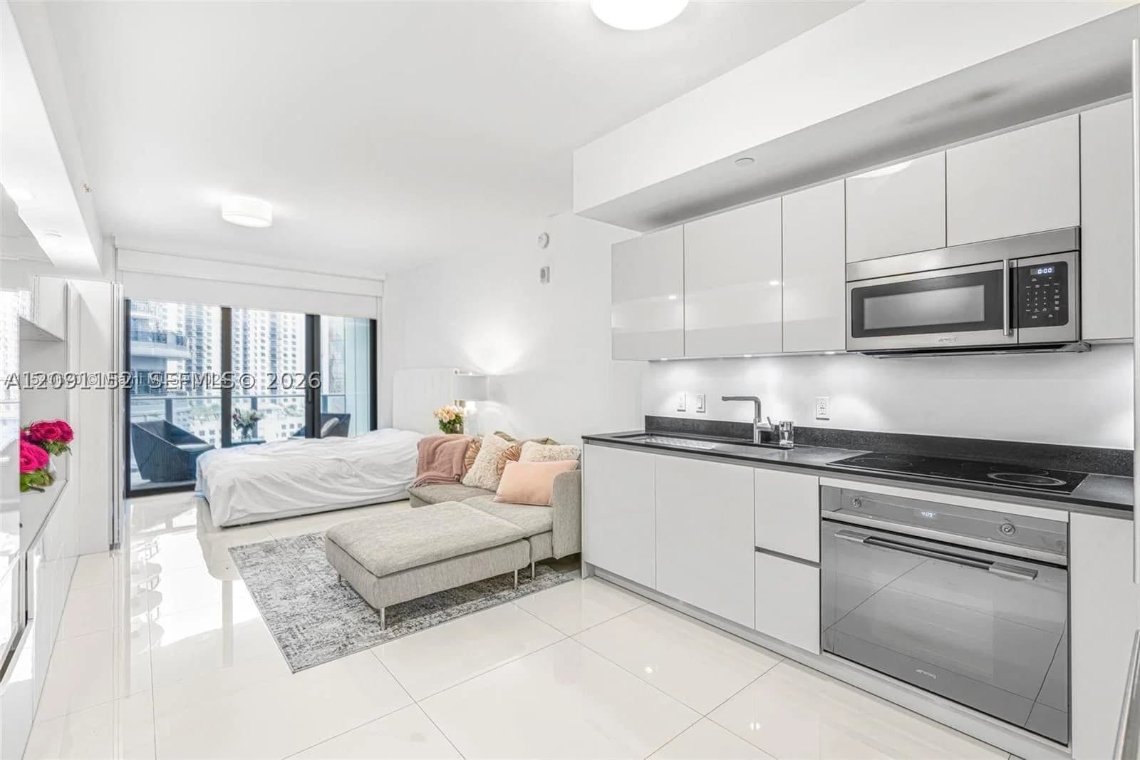 Condo — 1010 Brickell Ave #1710, Miami, FL 33131