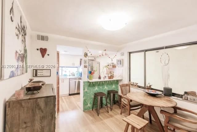 2-bedroom Townhouse — 2956 Bird Ave #6, Miami, FL 33133