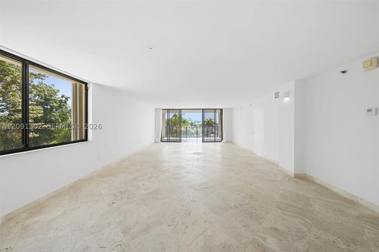 2-bedroom Condo — 2575 Bayshore Dr #4A, Miami, FL 33133