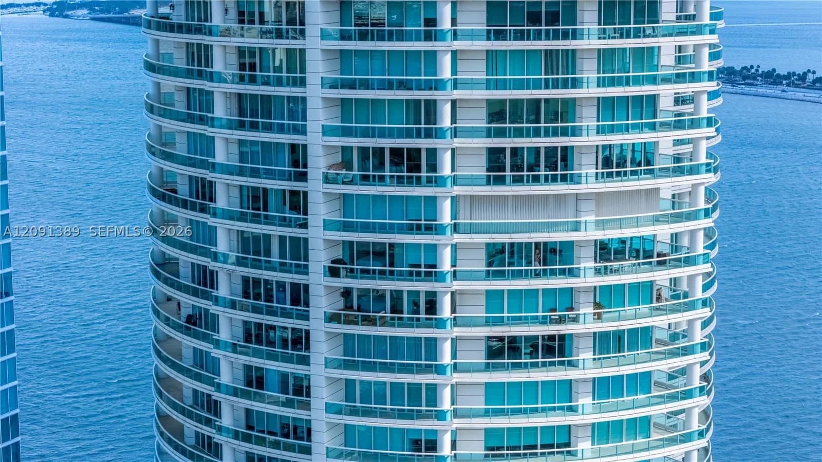 1-bedroom Condo — 2127 Brickell Ave #1406, Miami, FL 33129