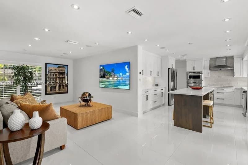3-bedroom Single-Family Home — 1021 Matanzas Ave, Coral Gables, FL 33146