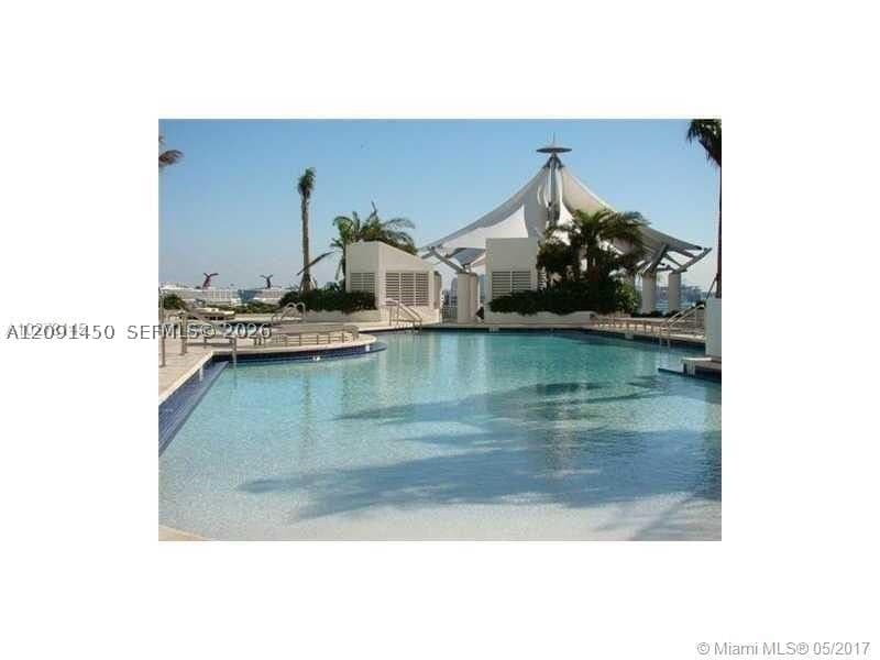 2-bedroom Condo — Miami, FL 33132