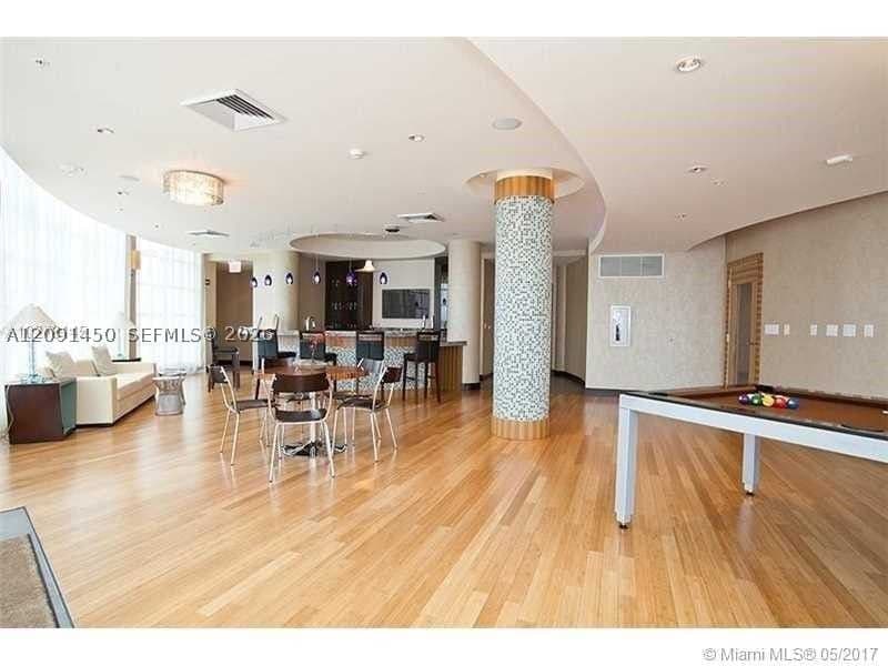 2-bedroom Condo — Miami, FL 33132