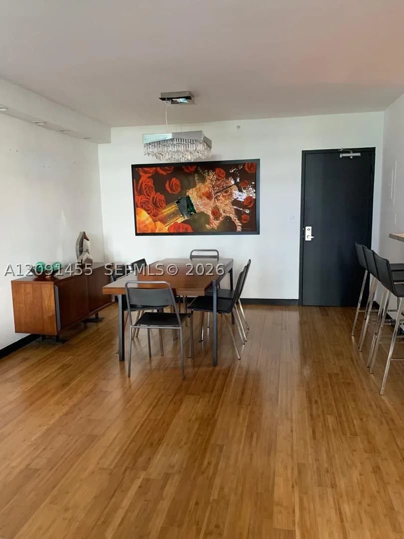 2-bedroom Condo — 1500 Bay Rd #546S, Miami Beach, FL 33139