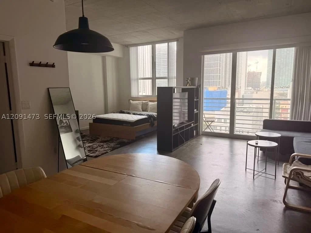 1-bedroom Condo — 133 2nd Ave #1605, Miami, FL 33132
