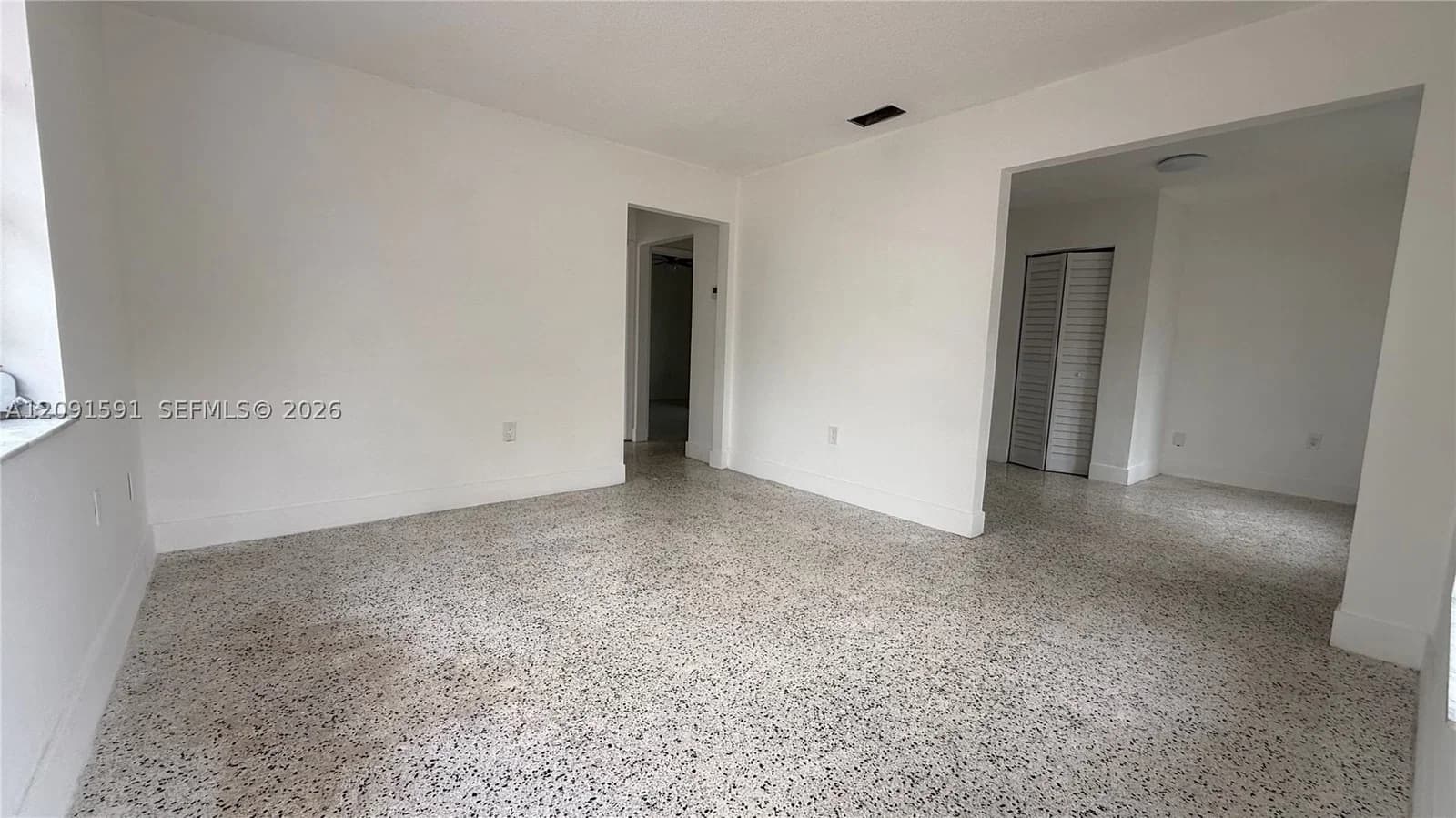 2-bedroom Property — 3216 25th Ter #3216, Miami, FL 33133
