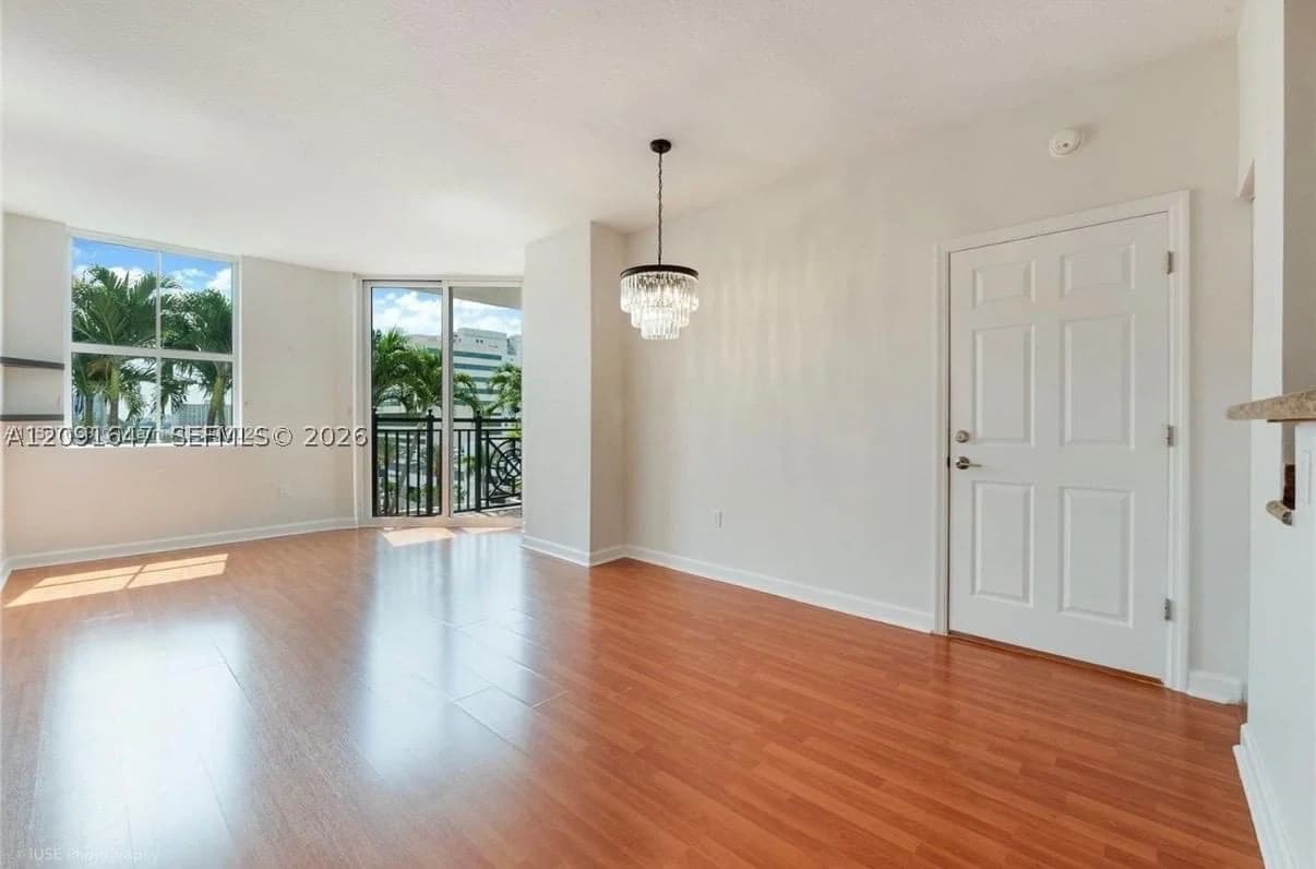 2-bedroom Condo — 357 Almeria Ave #606, Coral Gables, FL 33134