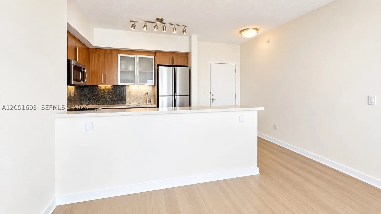 2+1 Condo — 335 Biscayne Blvd #1601, Miami, FL 33131