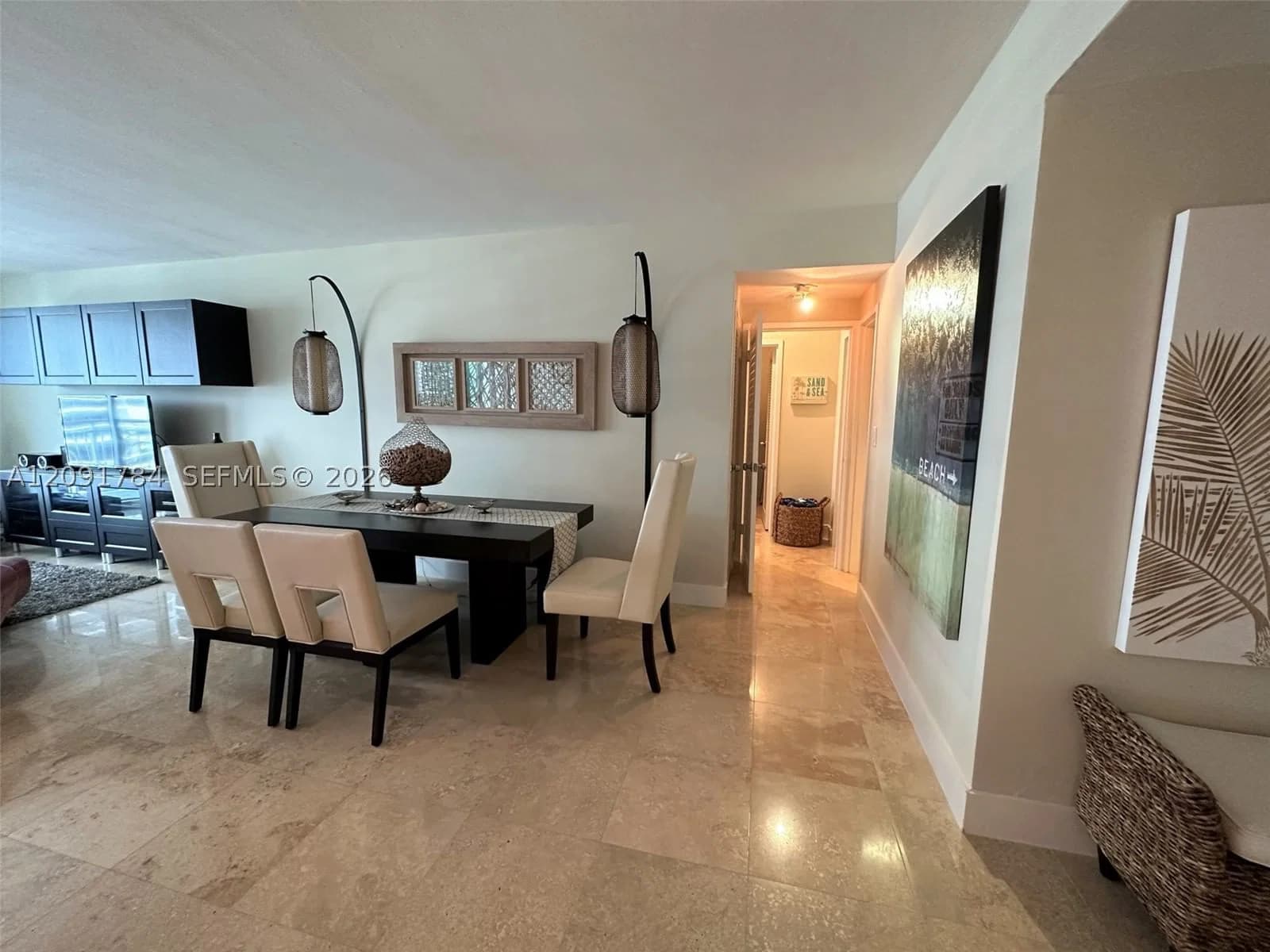 1-bedroom Condo — 5825 Collins Ave #14E, Miami Beach, FL 33140