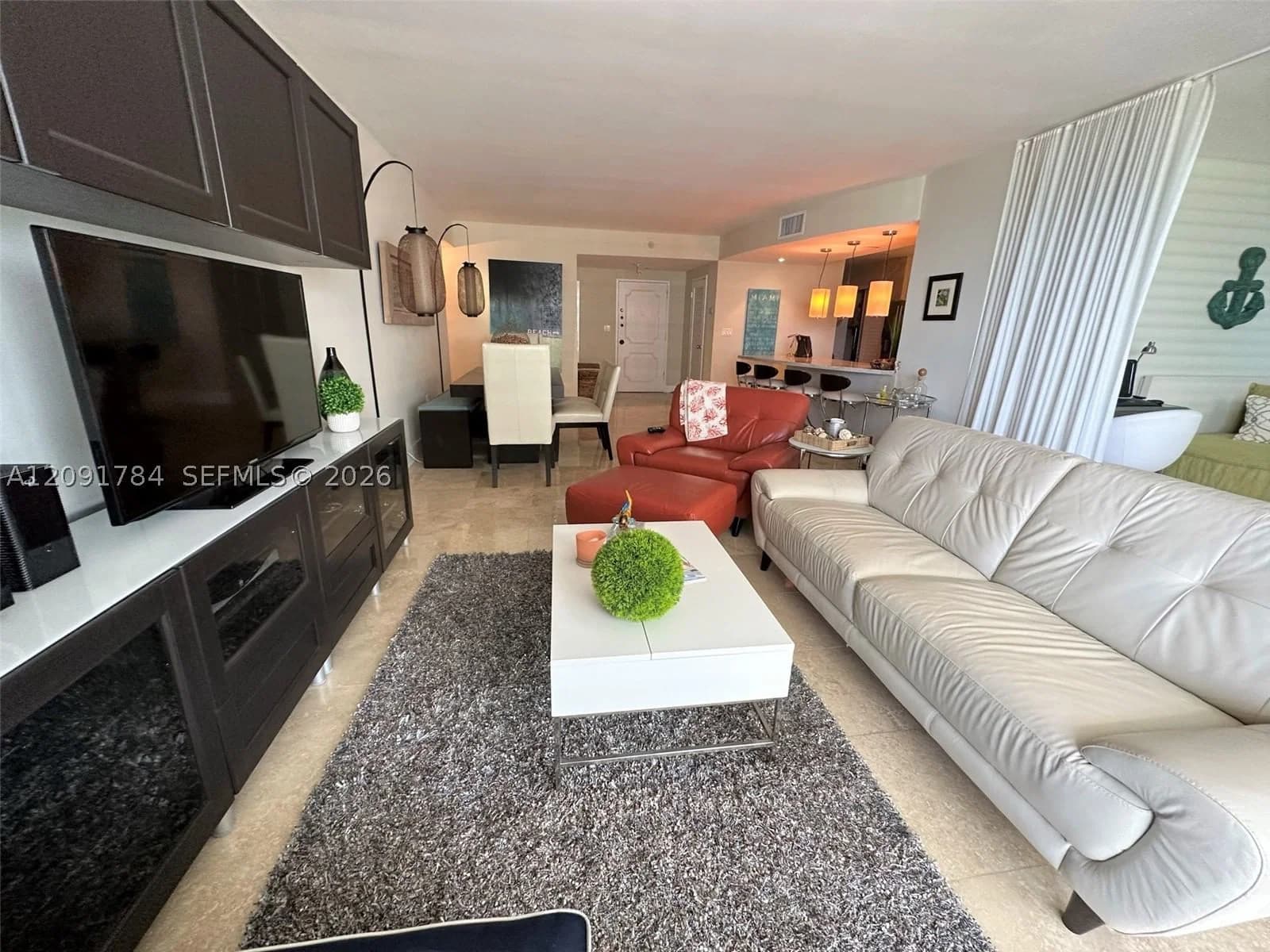 1-bedroom Condo — 5825 Collins Ave #14E, Miami Beach, FL 33140