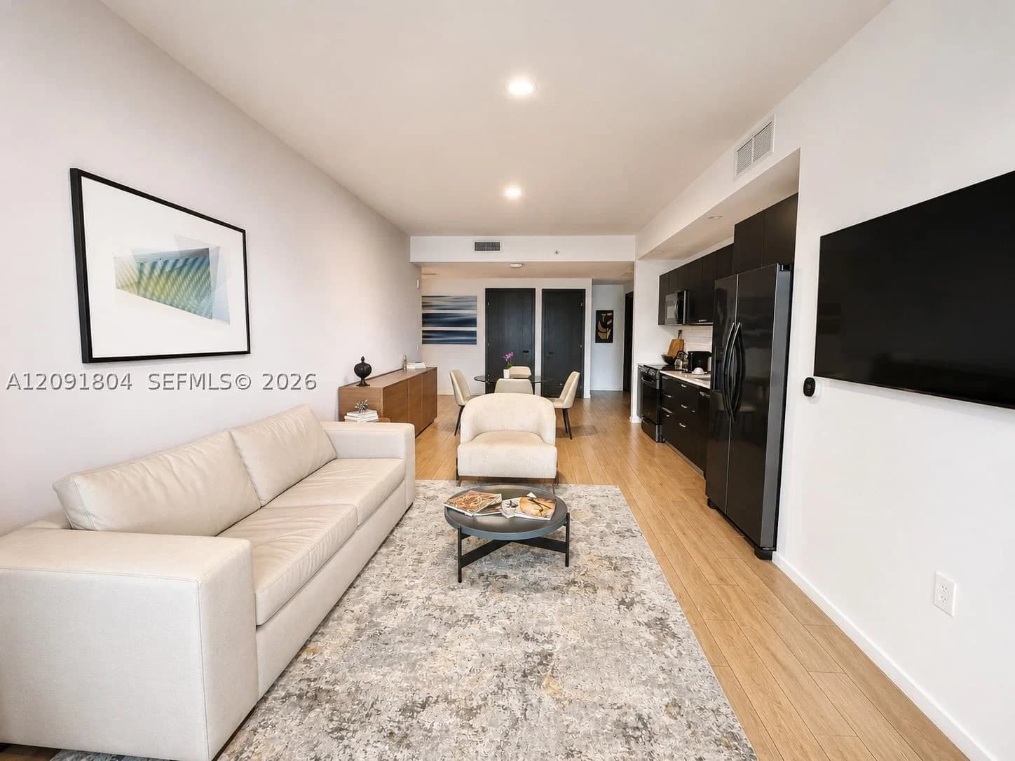 3-bedroom Condo — 398 5th St #3218, Miami, FL 33132