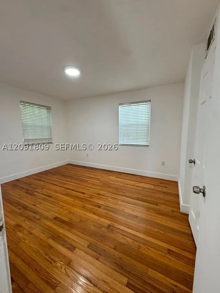 2-bedroom Apartment — 15 Sidonia Ave #2, Coral Gables, FL 33134