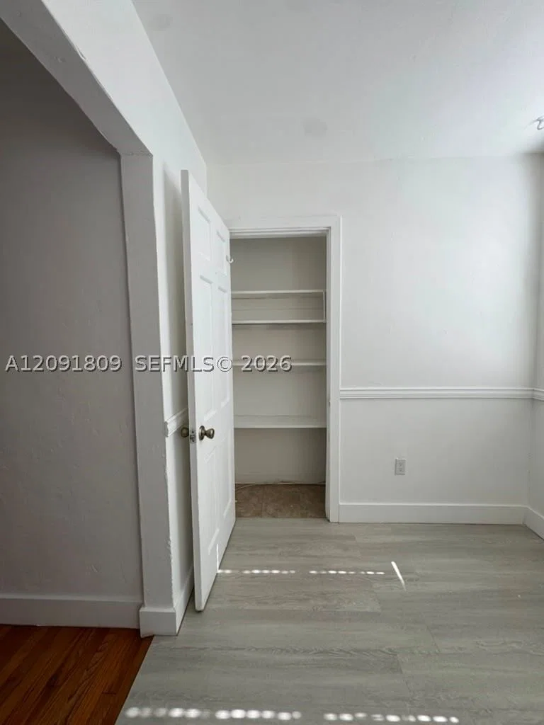 2-bedroom Apartment — 15 Sidonia Ave #2, Coral Gables, FL 33134