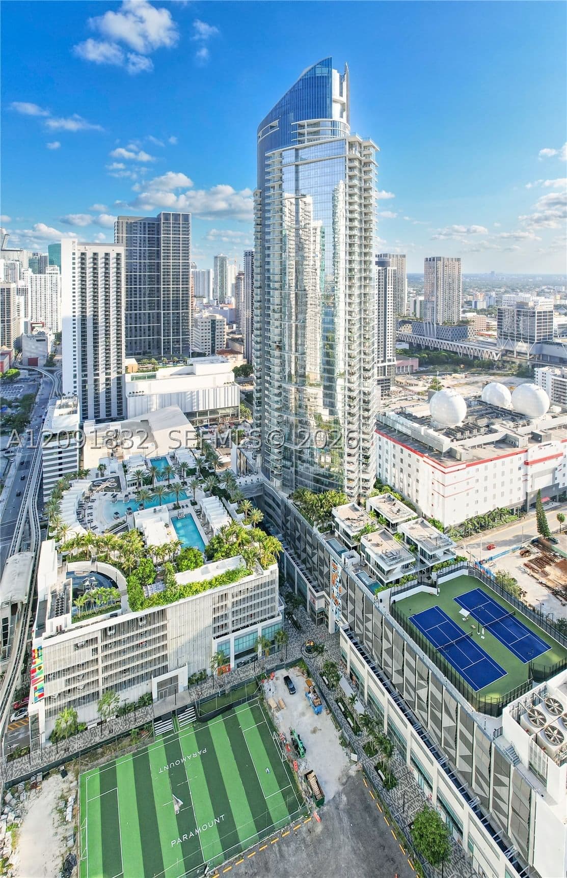 4-bedroom Apartment — 851 1st Ave #1701, Miami, FL 33132