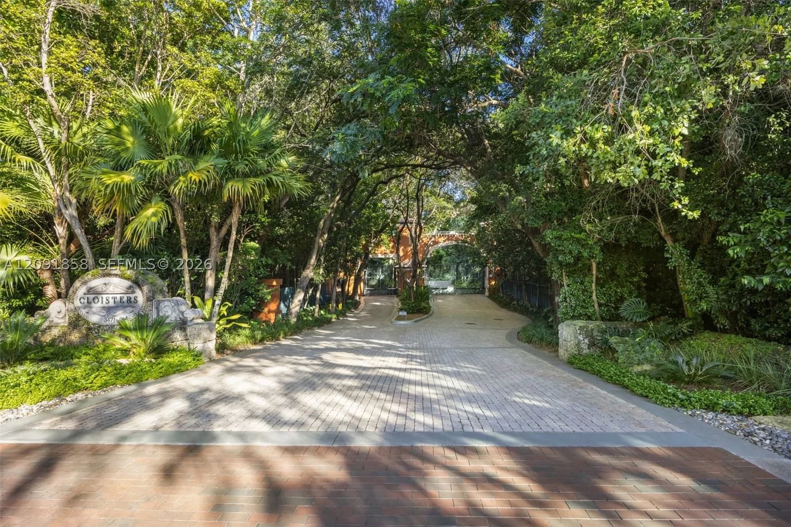 4-bedroom Townhouse — 3471 Main Hwy #1204, Coconut Grove, FL 33133