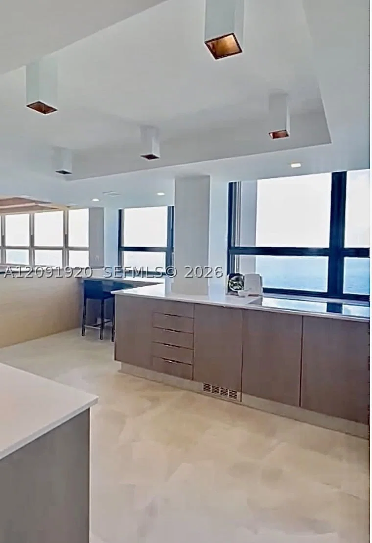 4-bedroom Condo — 3 Grove Isle Dr #C801-C802, Miami, FL 33133