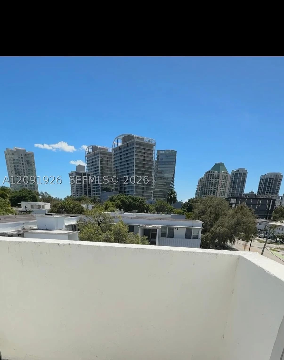 1-bedroom Condo — 3051 27th Ave #402, Miami, FL 33133
