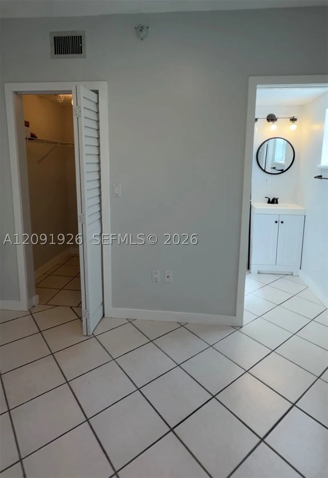 1-bedroom Condo — 3051 27th Ave #402, Miami, FL 33133