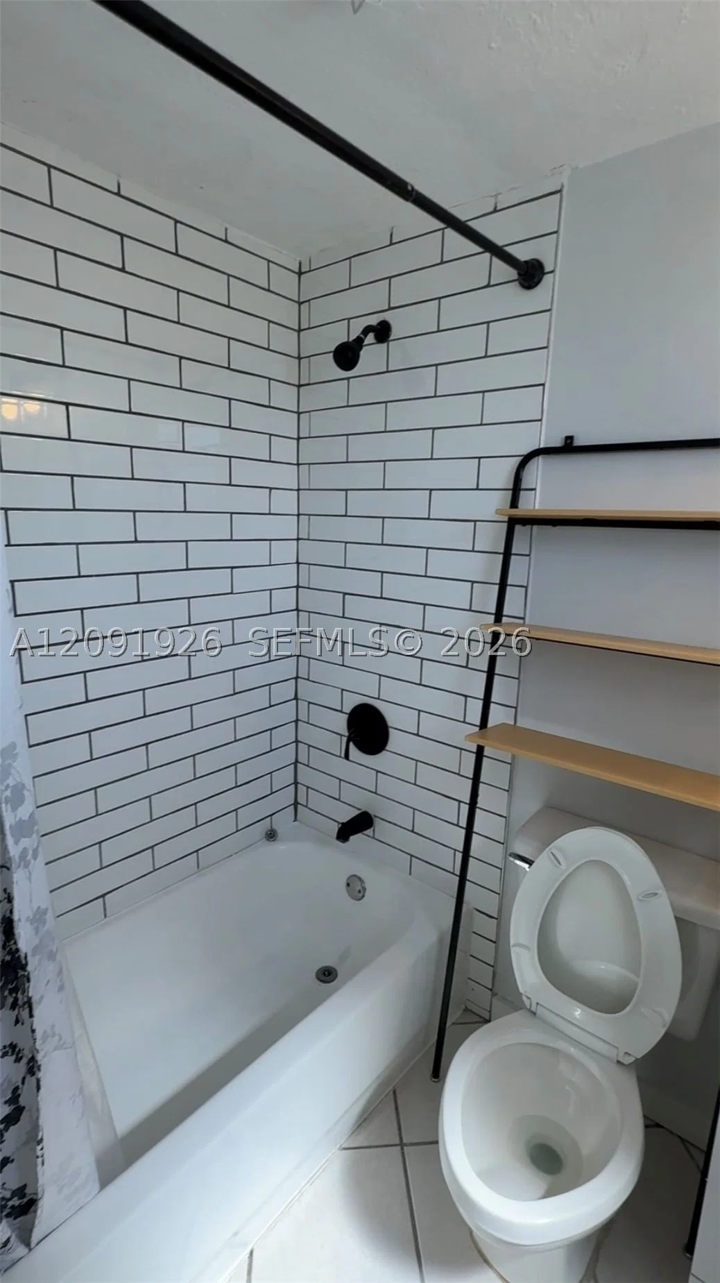 1-bedroom Condo — 3051 27th Ave #402, Miami, FL 33133