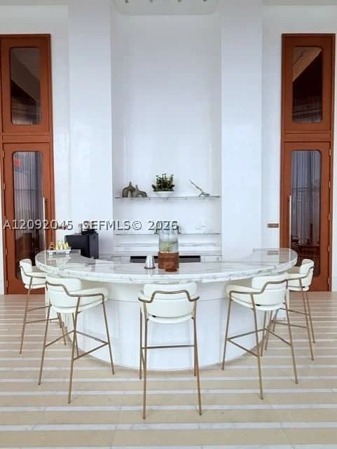 3-bedroom Condo — 175 25Th Rd #2803, Miami, FL 33129