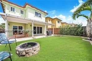 4+1 Müstakil ev — 1175 41st Ave, Homestead, FL 33033