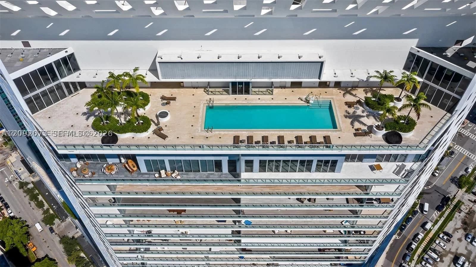 1-bedroom Condo — 1300 Brickell Bay Dr #801, Miami, FL 33131