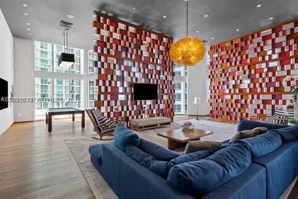 1-bedroom Condo — 1300 Brickell Bay Dr #801, Miami, FL 33131